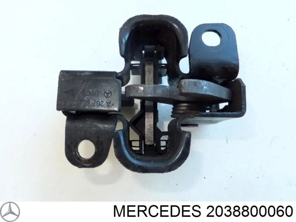 Zamek maski do Mercedes E (W211)