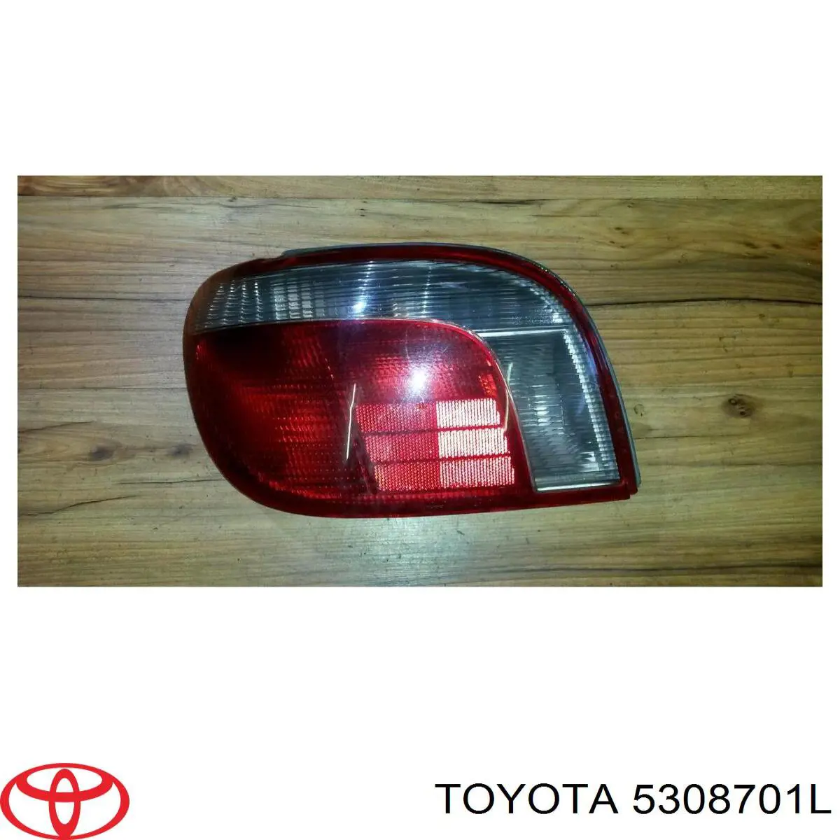 Lampa zespolona tylna lewa Toyota Yaris (P10)