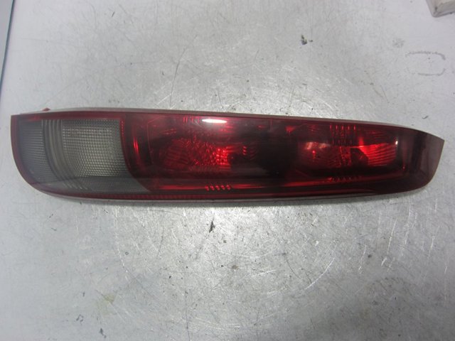 Lampa zespolona tylna prawa 26550EQ00B Nissan