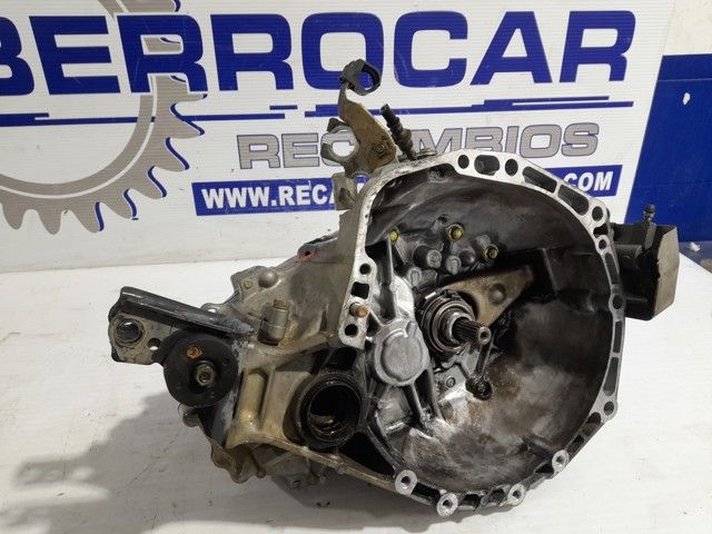 Mechaniczna skrzynia biegów w komplecie 3030052310 Toyota