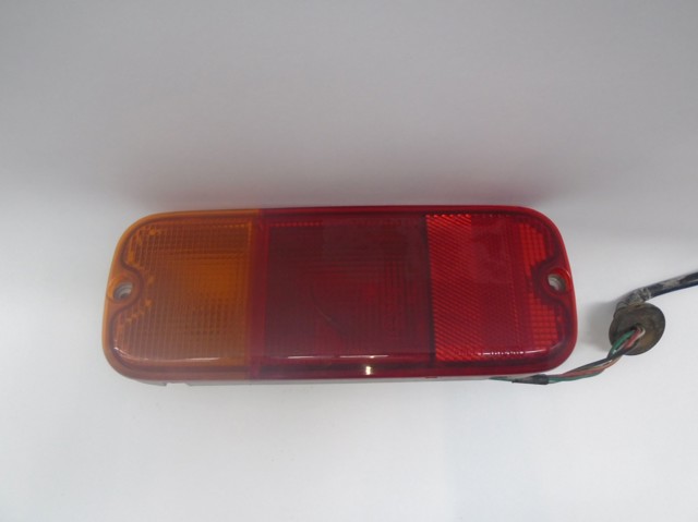 Lampa zespolona zderzaka tylnego lewa 3567081A10 Suzuki