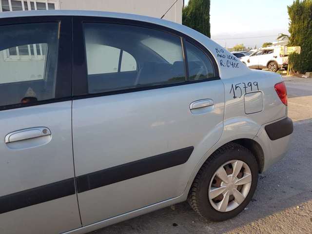 Drzwi tylne lewe 770031G010 Hyundai/Kia