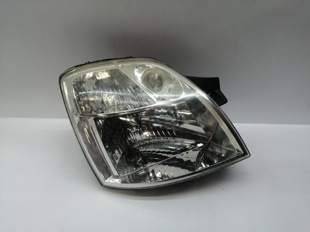 Reflektor prawy 9210207010 Hyundai/Kia