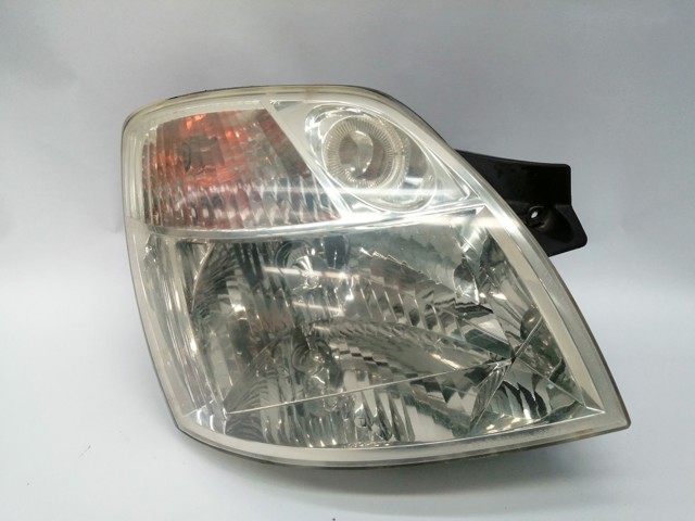 Reflektor prawy 9210207010 Hyundai/Kia