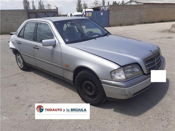 Błotnik przedni prawy A2028810201 Mercedes