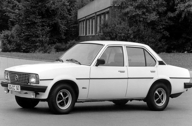 Opel Ascona (1975 - 1981)