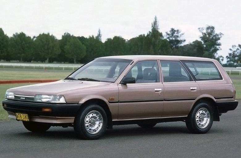 Toyota Camry (1986 - 1991)