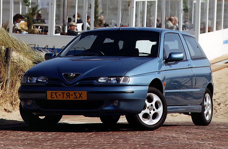 Alfa Romeo 145 (1994 - 2001)