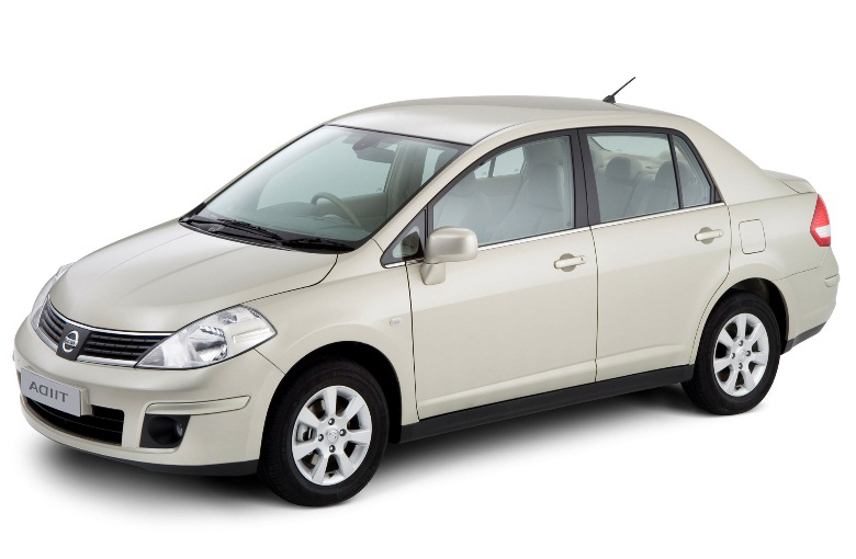 Nissan Tiida (2005 - 2012)