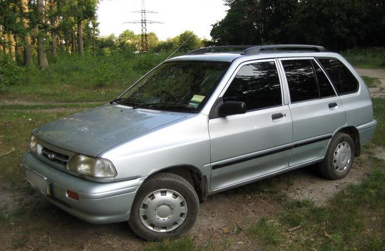 KIA Pride (1998 - 2000)